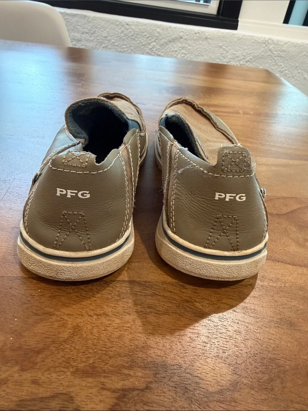 Columbia Tan/Brown Slip-On Non Marking Leather and Canvas Loafers Kid Size 3
